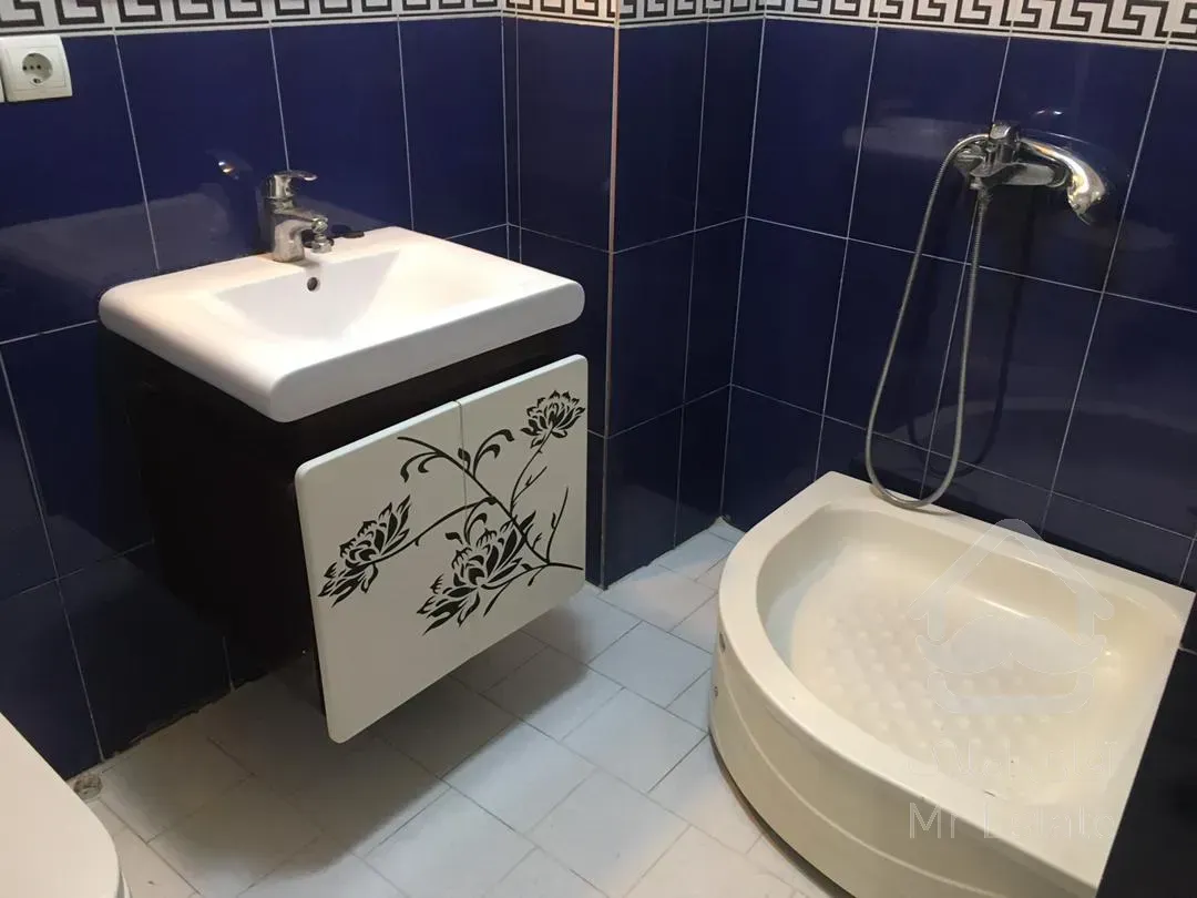 فروش 130 متری پاسداران