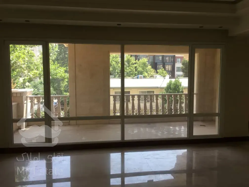 اجاره 300 متر پاسداران