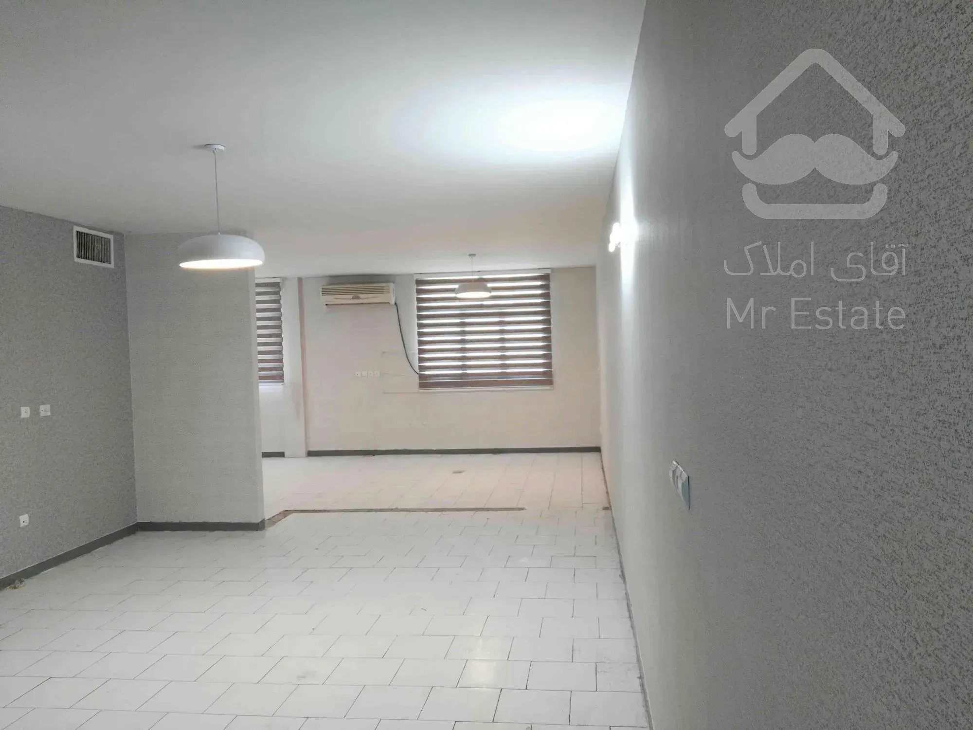 اجاره موقعیت اداری ۱۱۰ متری صادقیه