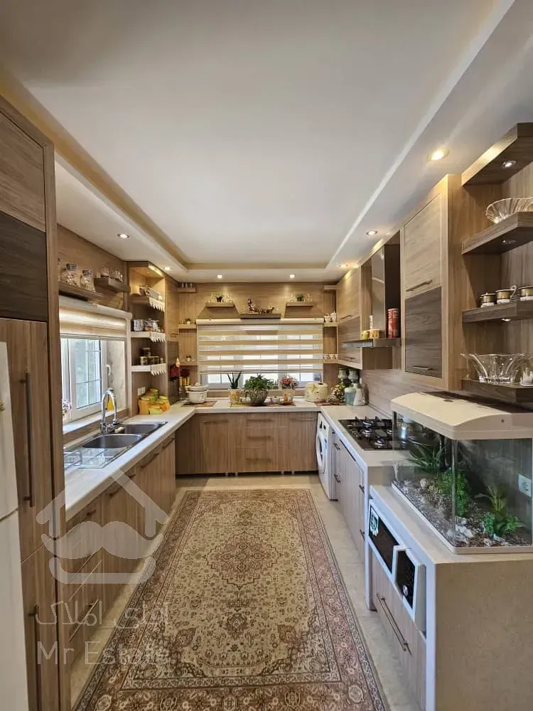 فروش ویلای ۳۰۴ متری بلوار نیکبخش