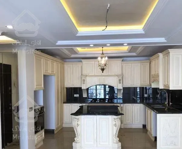 93 متر دو خواب در عمارت بی بدیل اکباتان