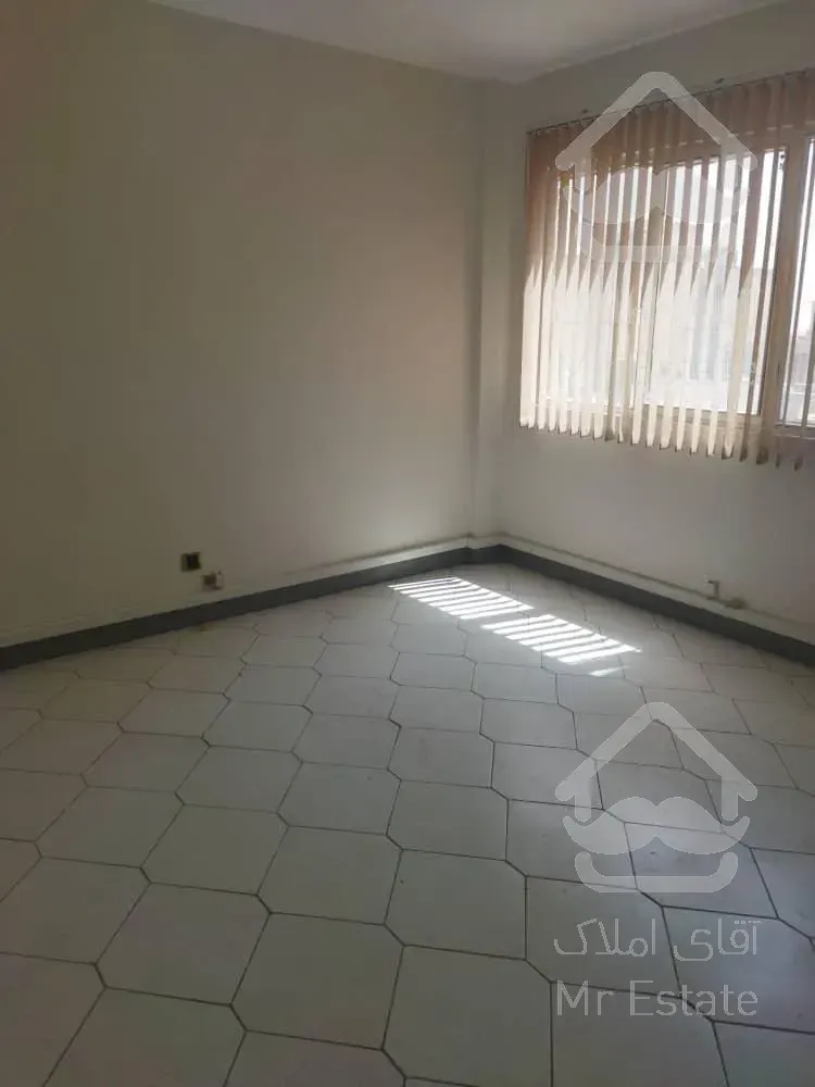 ۸۵ متر نوساز کلید نخورده مفتح جنوبی نبش سمیه