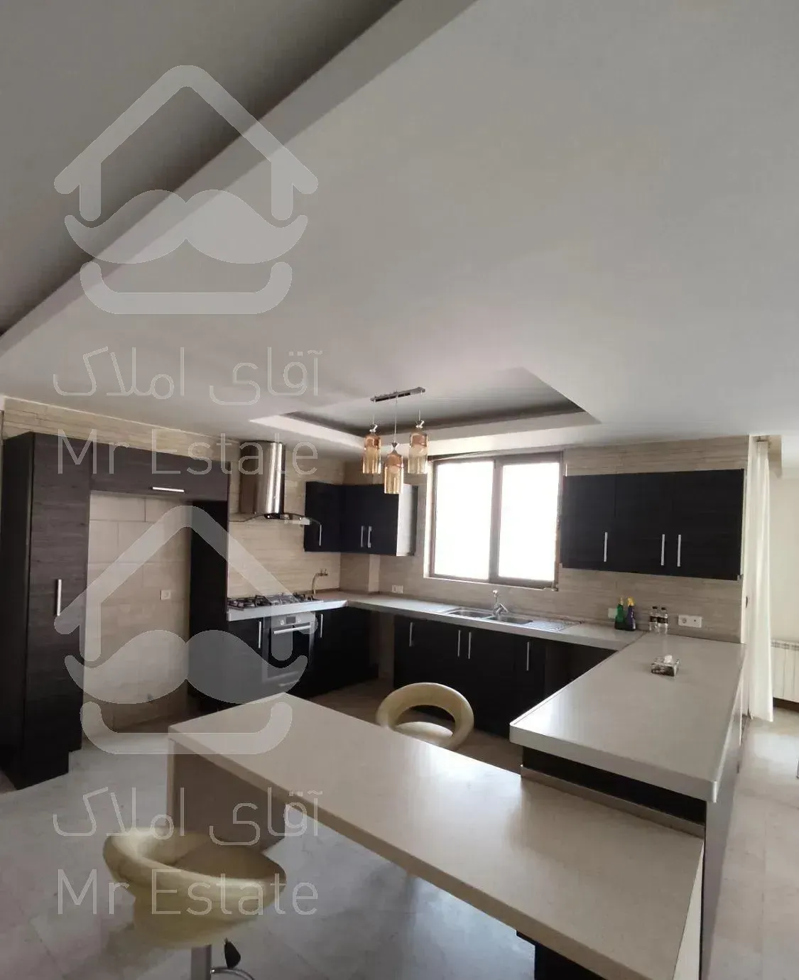 دروس قبا ۱۵۵متر تکواحدی غرق نور