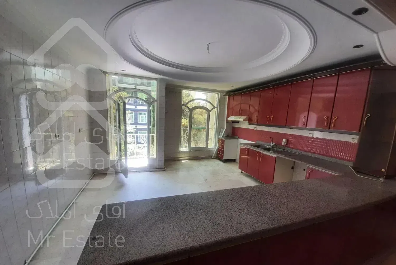 آپارتمان ۱۱۵ متری . دو خواب . نیلوفر ۱