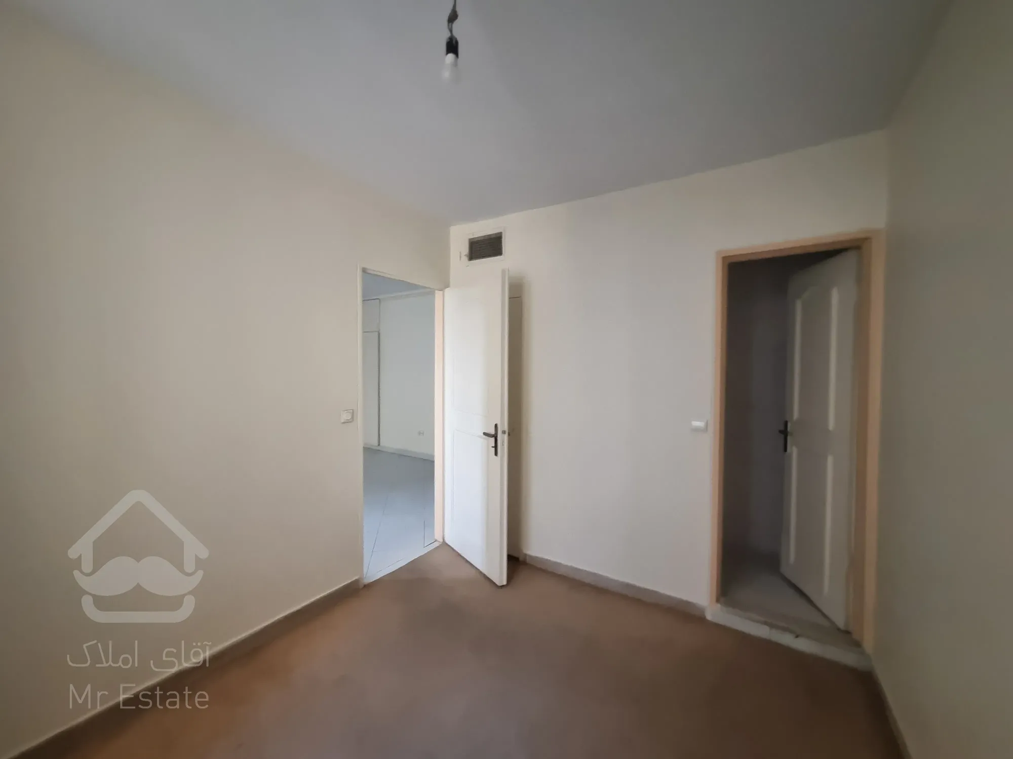 اجاره در استاد معین