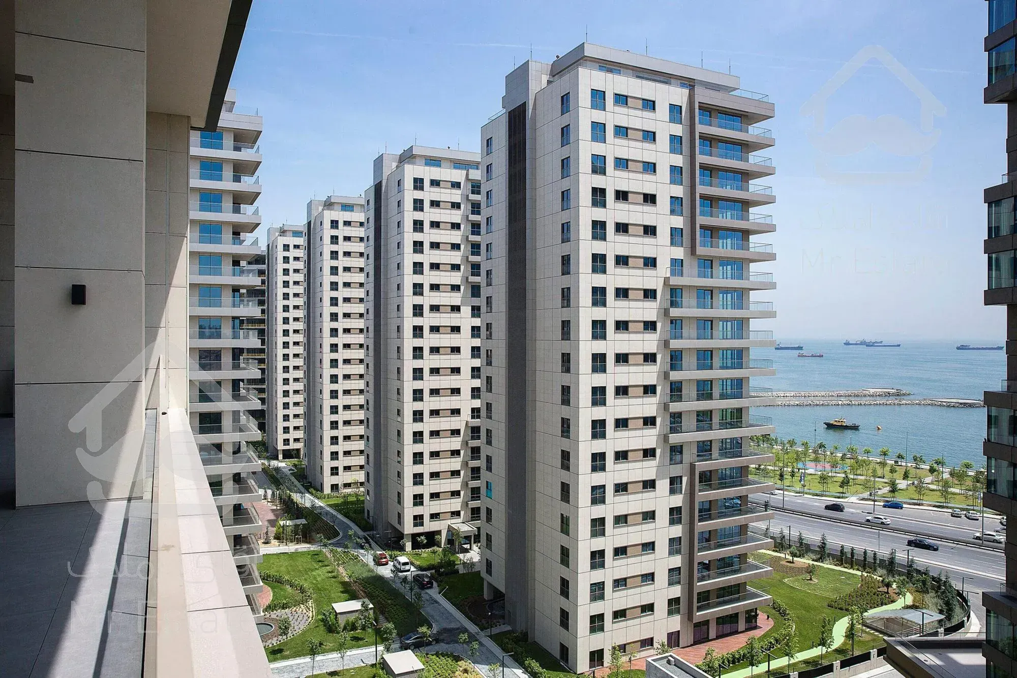 پیش خرید پنت هاوس ۲۲۰ متری ویو ابدی