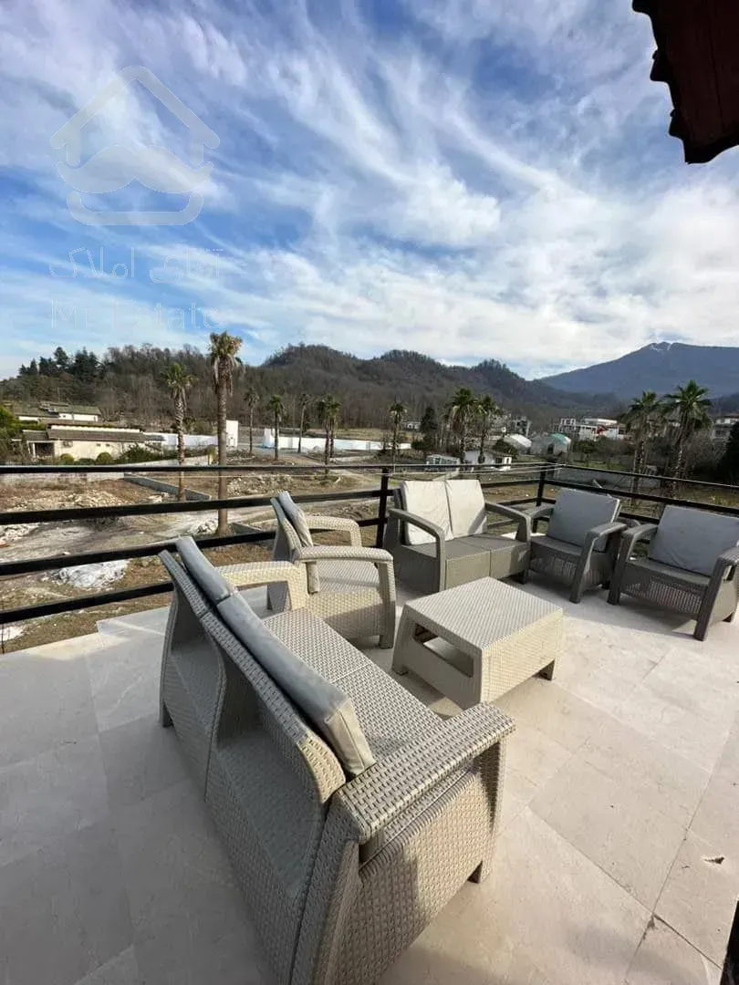 فروش ویلا استخر جکوزی دار جنگلی چهار خوابه