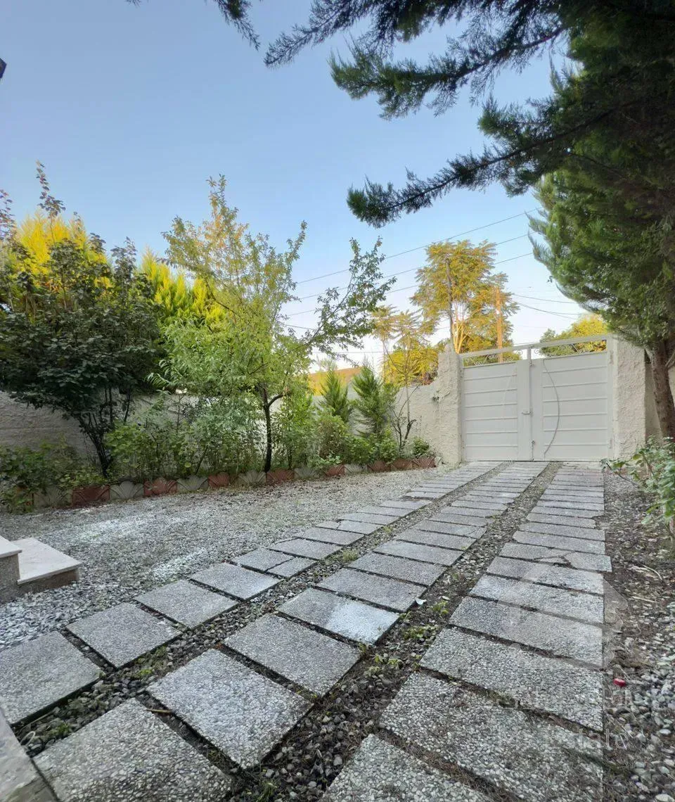 ویلایی ۲۰۰متری/۲ خوابه/شهرکی/سندتکبرگ/006