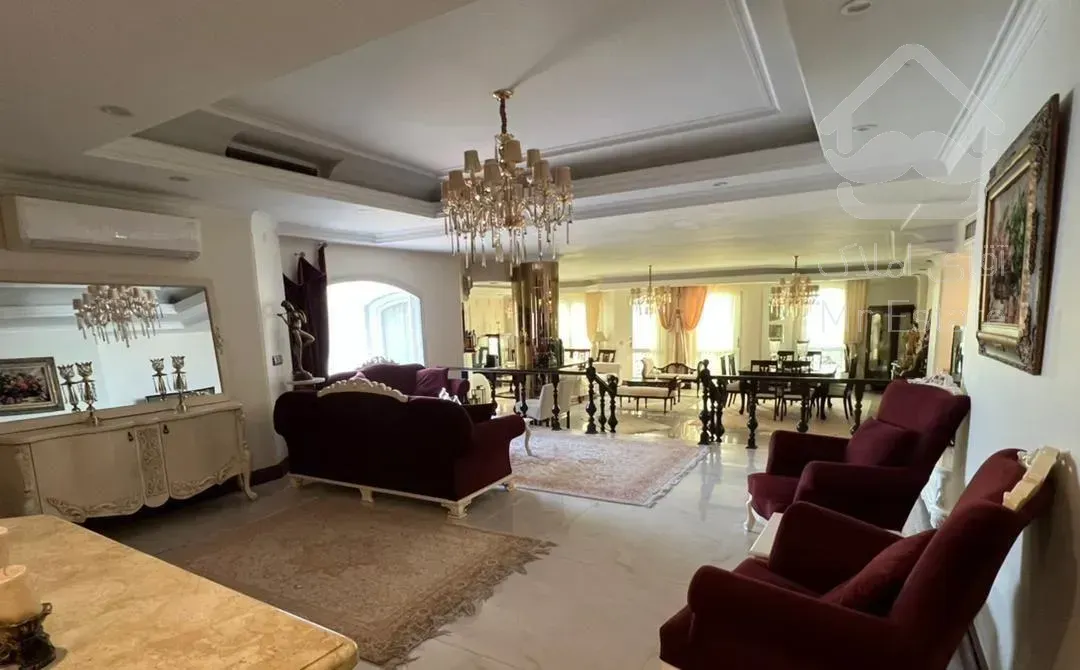 شیراز شمالی * ۱۵۰ متر / ۲ پارکینگ سندی */