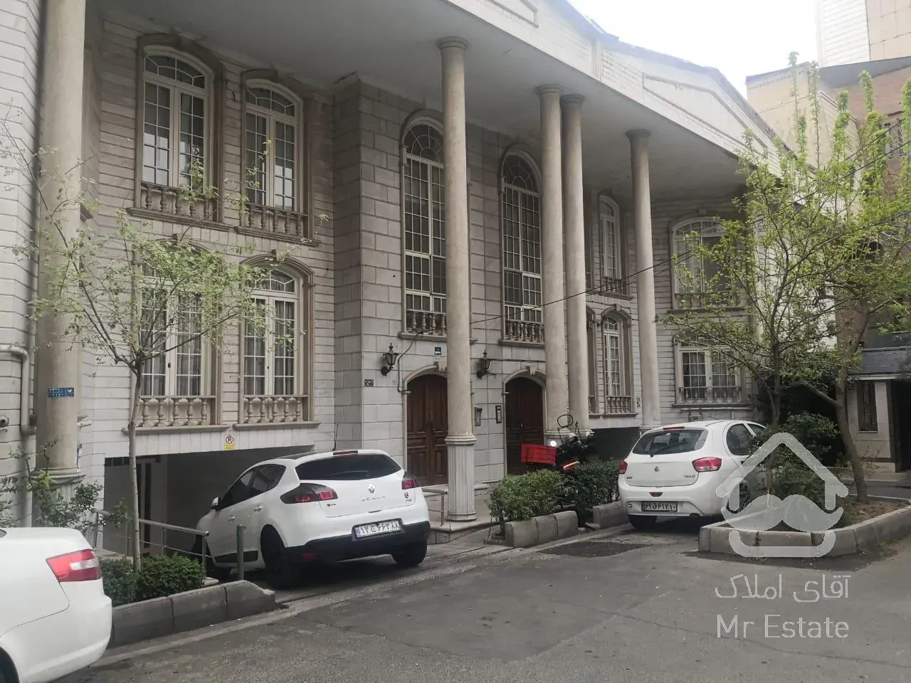 فروش ملک کلنگی ۴۱۰ متری فرمانیه