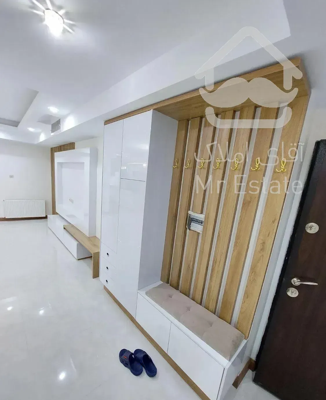 ۱۰۰متر/۳خ/ نقشه طلایی/ فول و نوساز / ۲P سندی