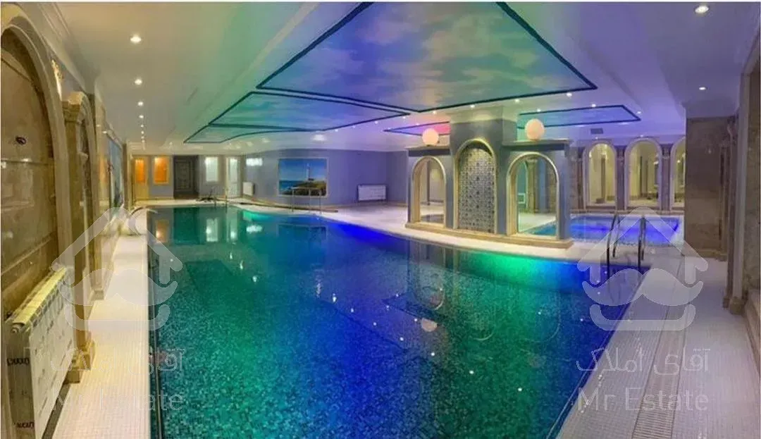 کلید نخورده 135 متر تاپ لوکیشن اندرزگو