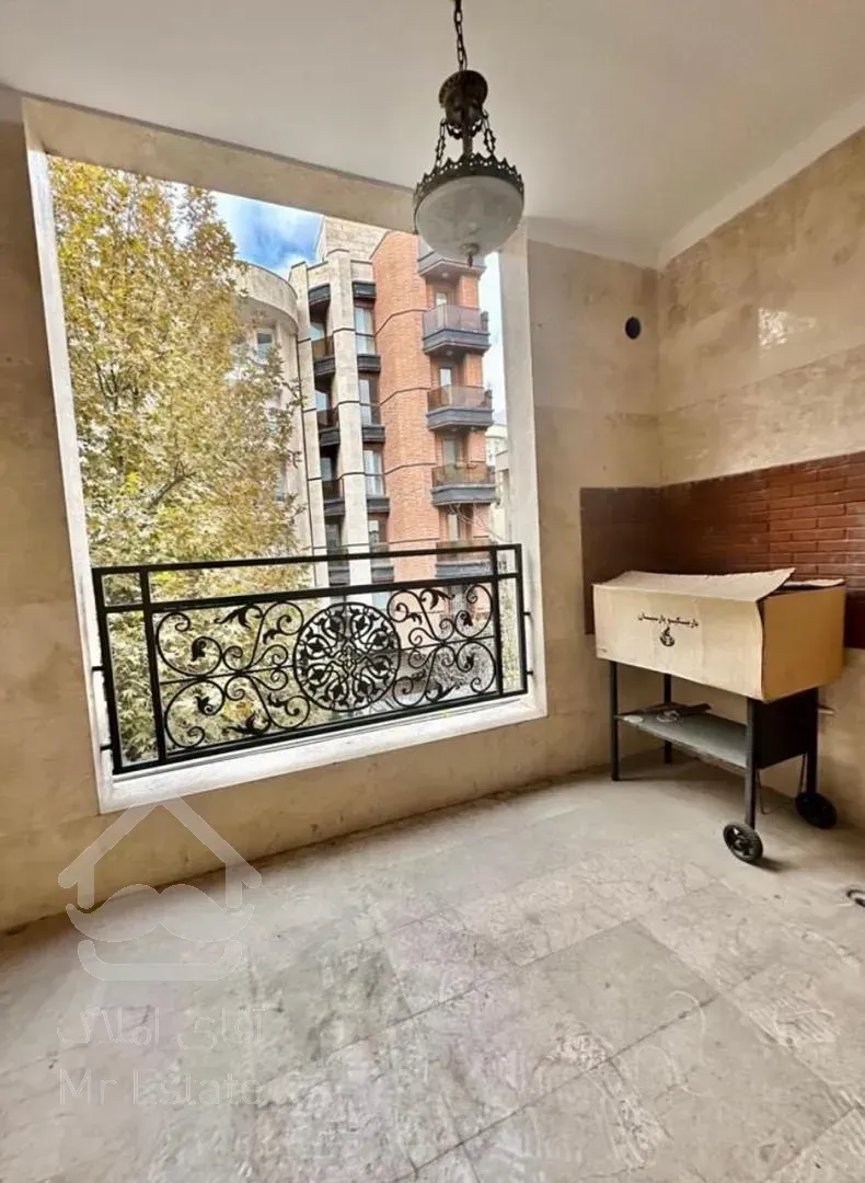 فروش اپارتمان 183 متری زعفرانیه