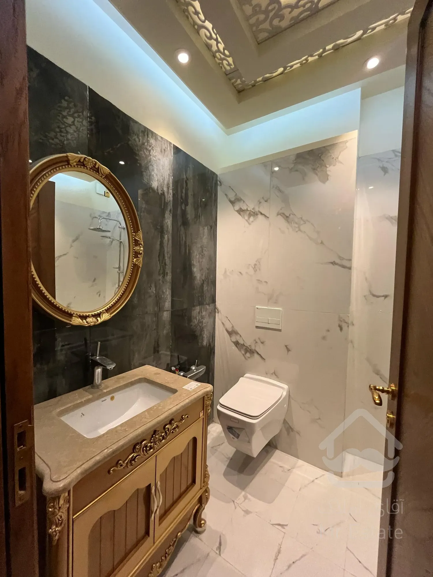 فروش اپارتمان 240 متری ولنجک