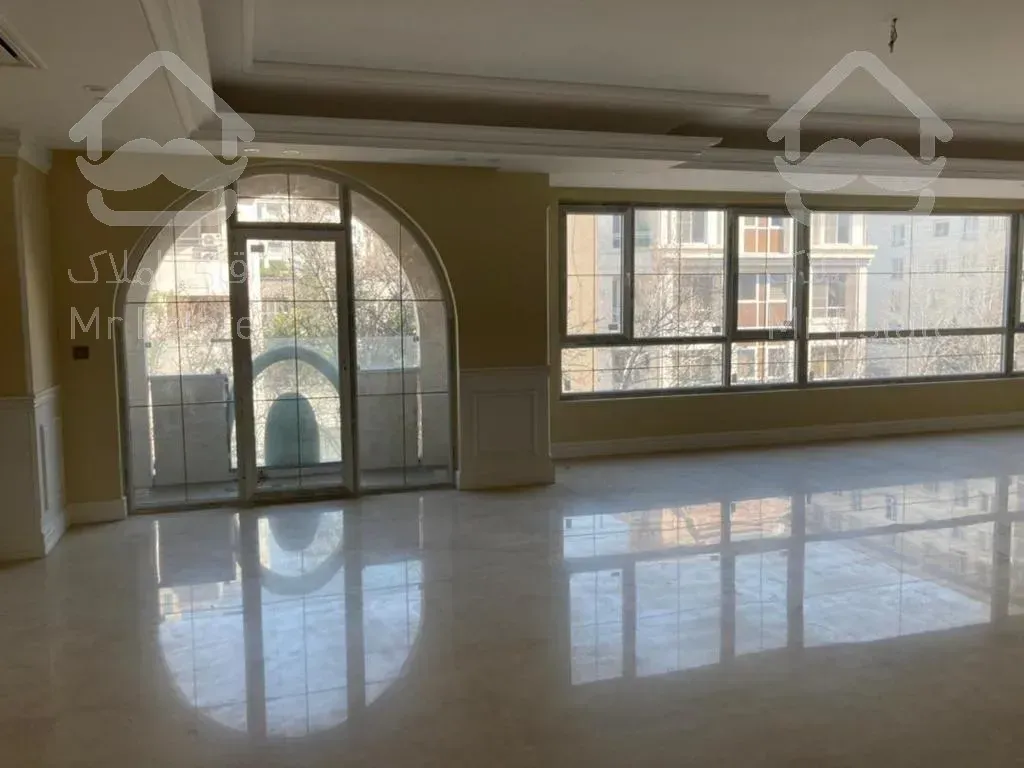 دیباجی 200 متر با نقشه متفاوت و خاص