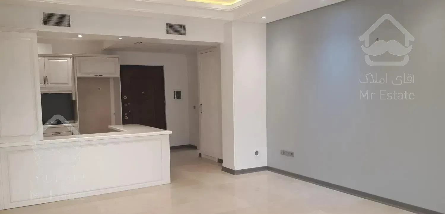 70 متری نوساز کلید نخورده