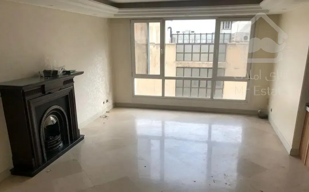 ۱۰۸ متر شمال کاخ