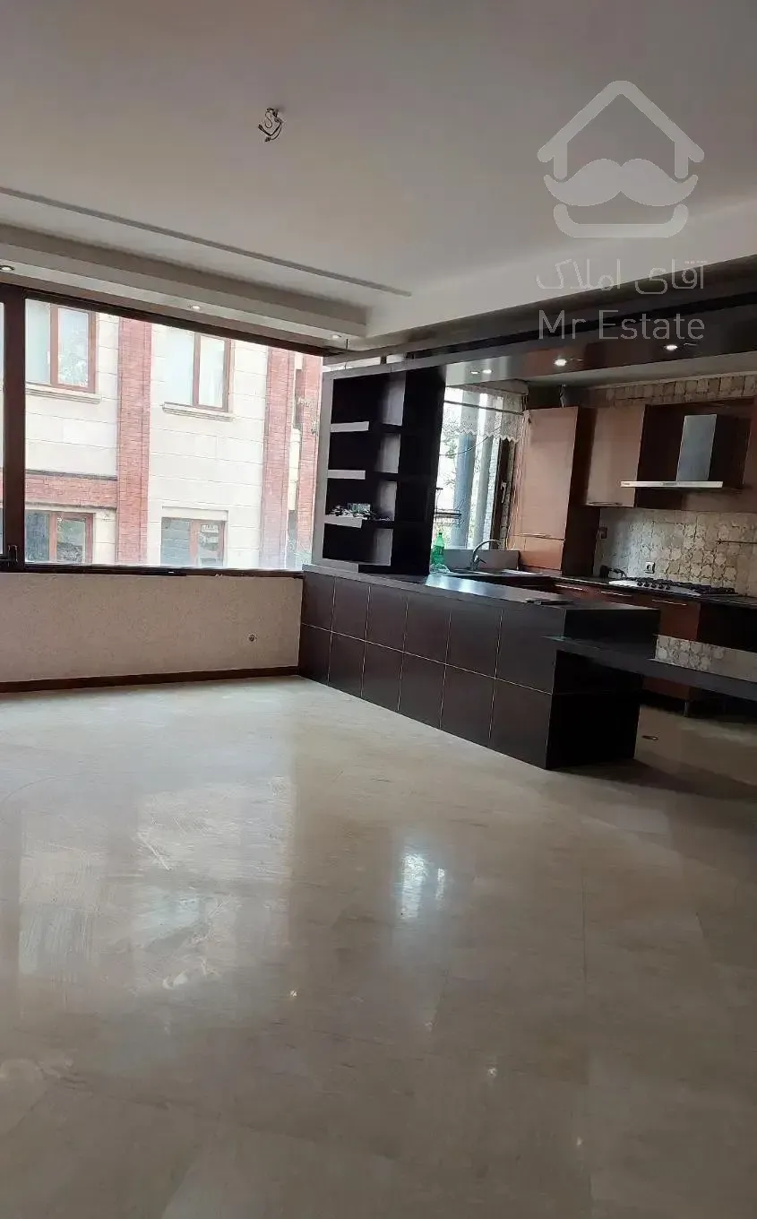 88متر دو خواب چیذر خ کلهری تک‌ واحدی دید ویو