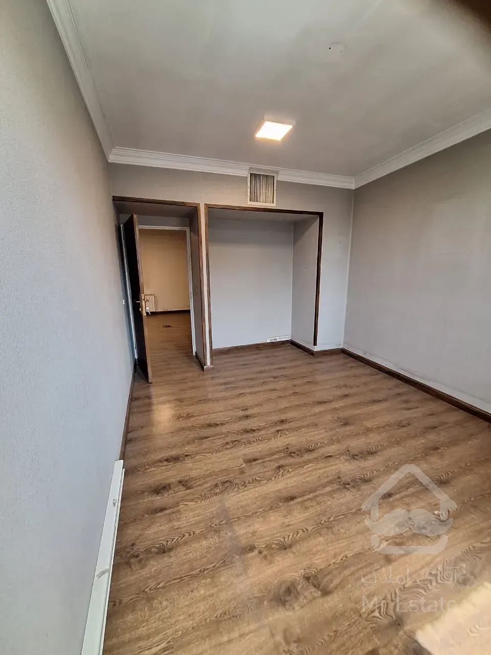 سه واحد آپارتمان سند اداری - بصورت یکجا یا تک