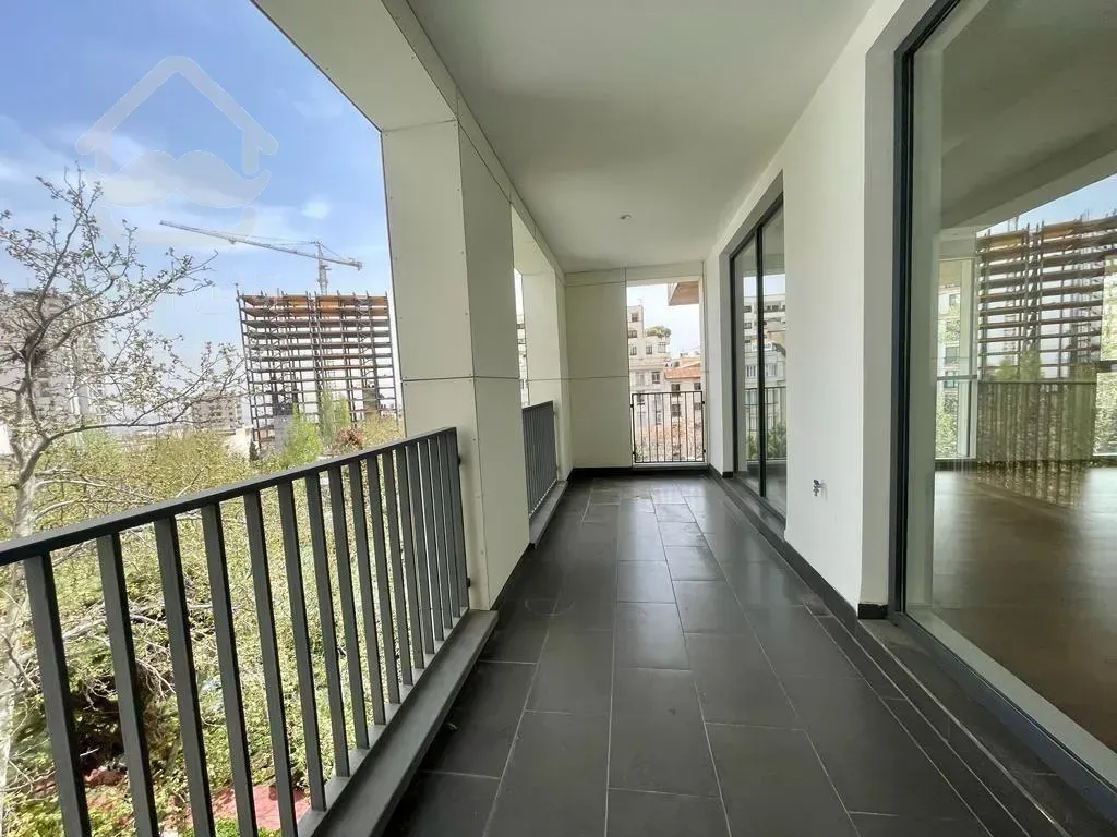 فروش اپارتمان 240 متری زعفرانیه