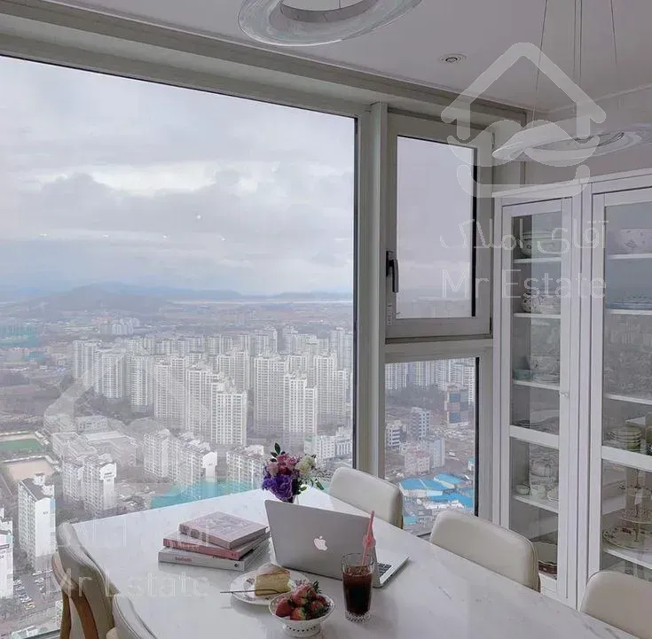 برج هایپرلوکس دریاچه