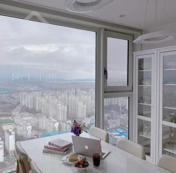 واحد ۸۰ و ۱۲۰ برج هایپرلوکس دریاچه چیتگر