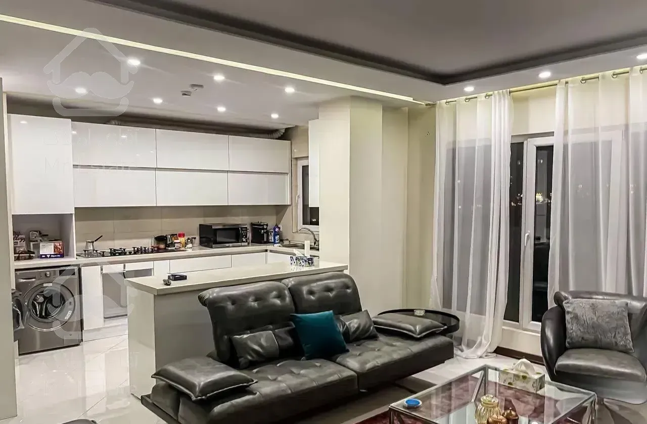 آپارتمان۸۵متری//۲خوابه(خوش نقشه)