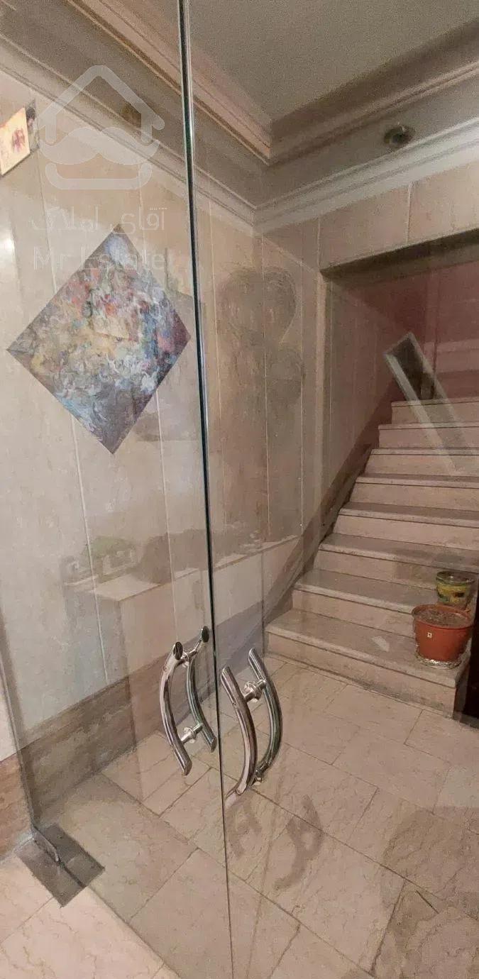 آپارتمان ۱۲۰ متری ۳ خوابه