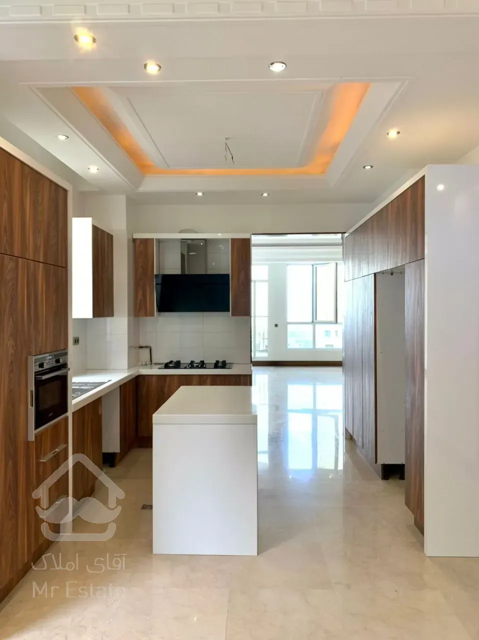 فروش آپارتمان ۱۸۵ متر آجودانیه ویو شمال و جنوب