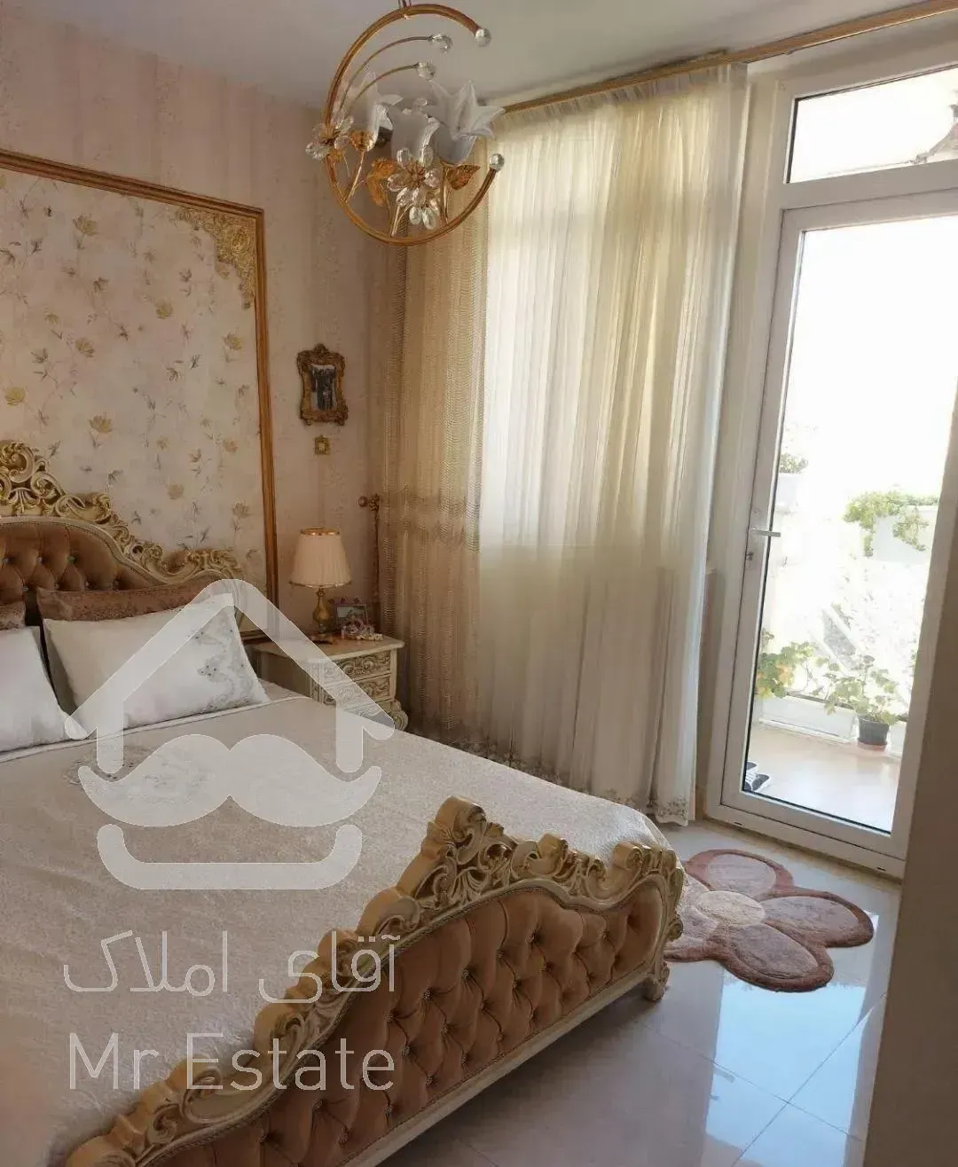 آپارتمان ۱۶۸ متری /تهران زیر پای شما/