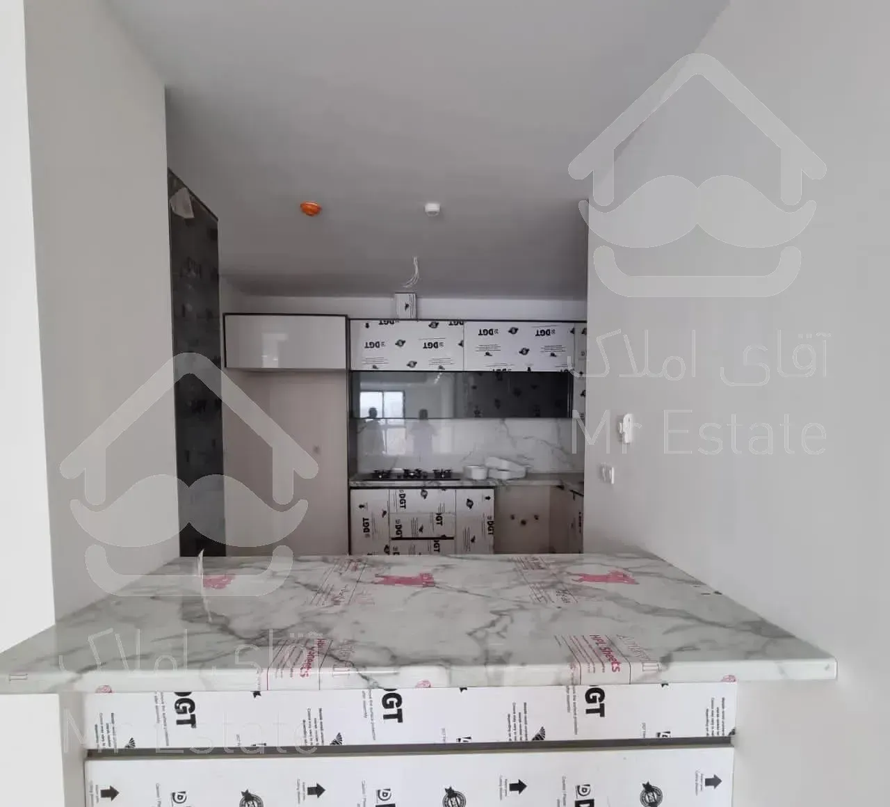 ۱۱۰متر ۲خوابه گلزار، نوساز، فول مشاعات