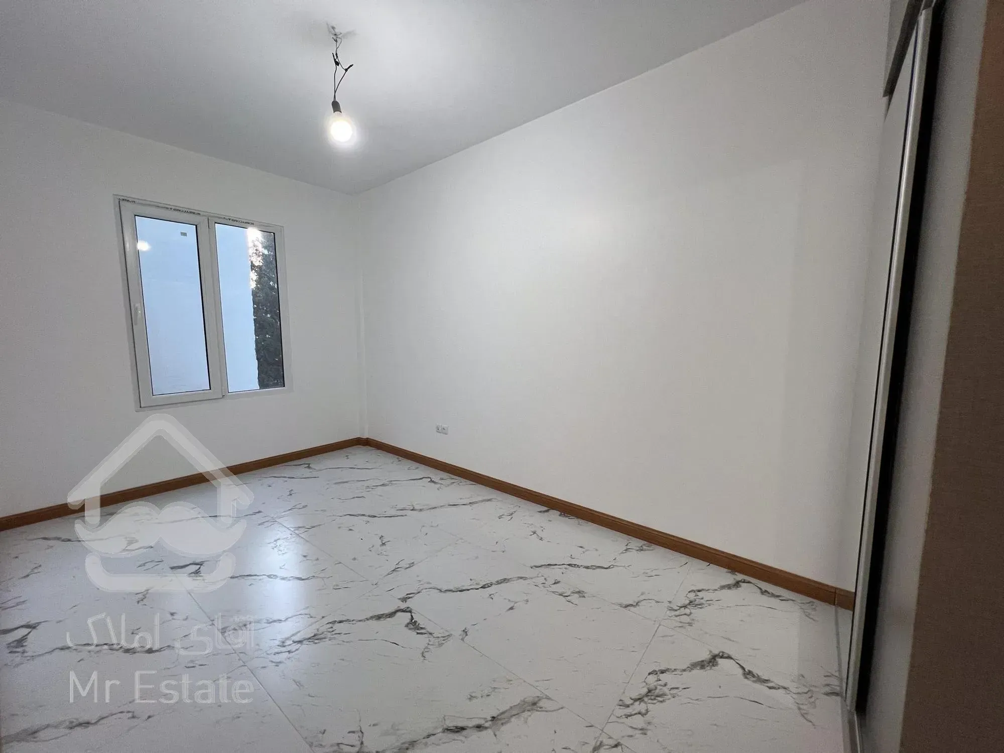 اجاره آپارتمان ۱۳۵ متر سه خواب کلیدنخورده در شهرک غرب