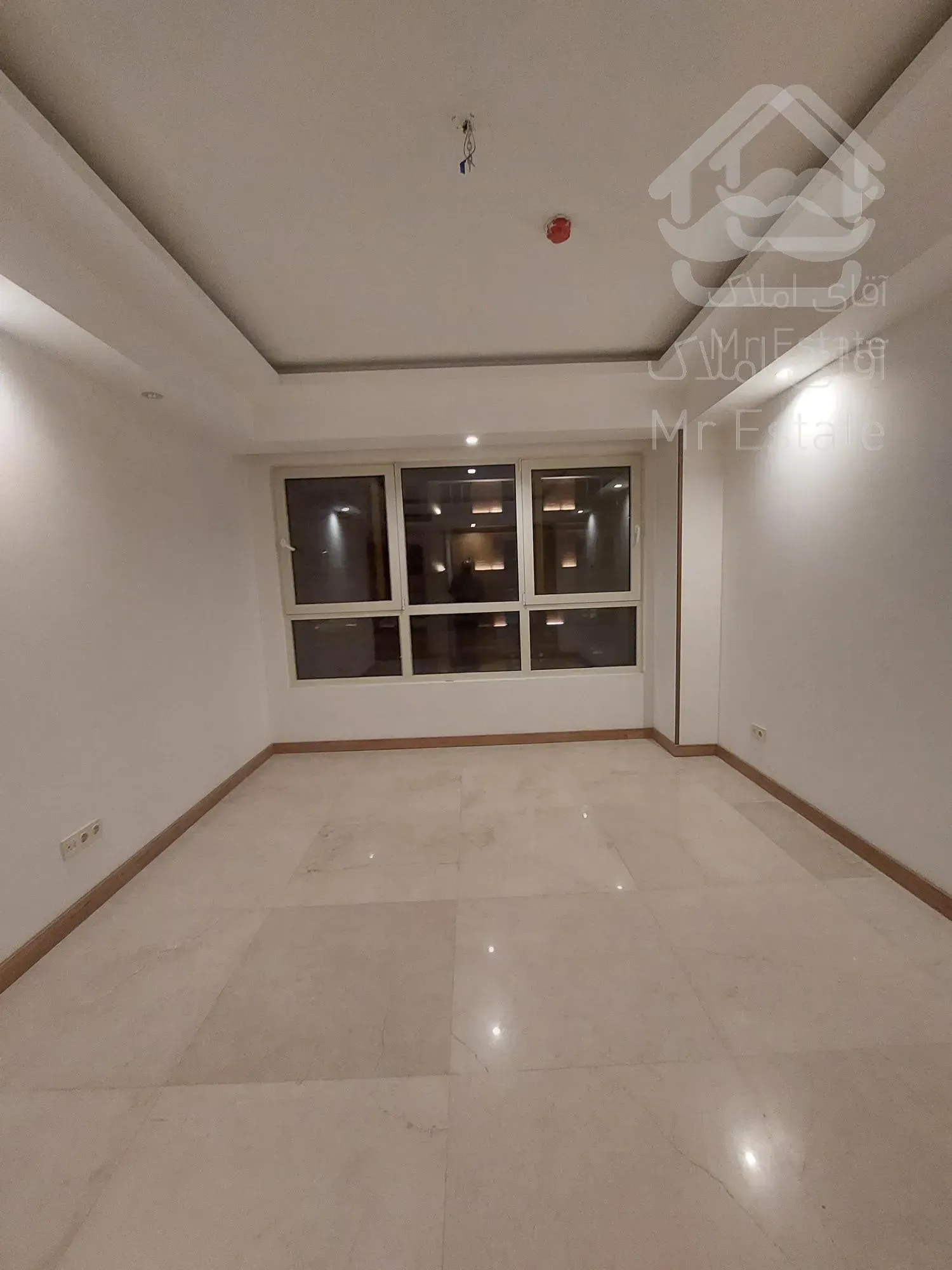 سعادت آباد بلوار ۲۴متری باغ بهشــت ۱۲۸متری۲خواب