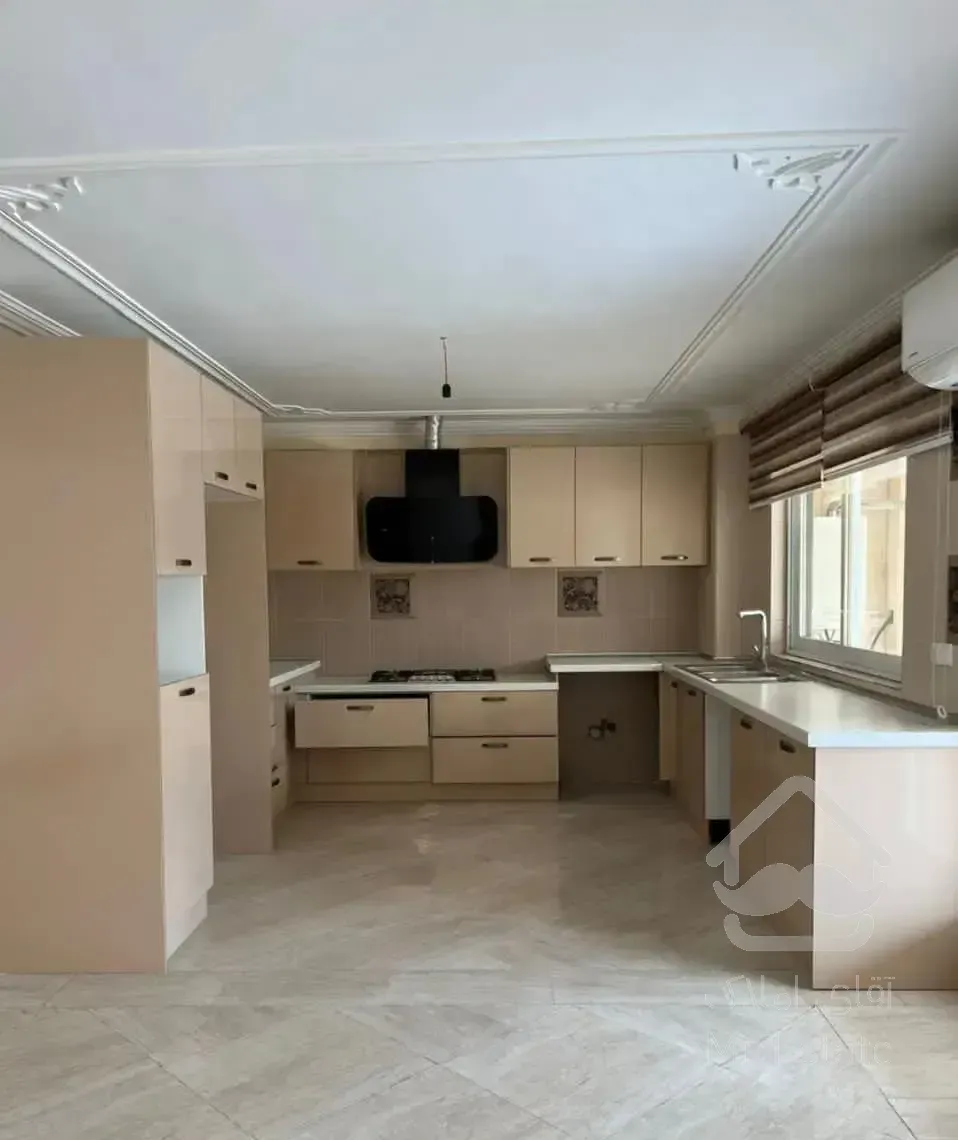 100متری بخر 70مترحیاط جایزه ببر/ولیعصر