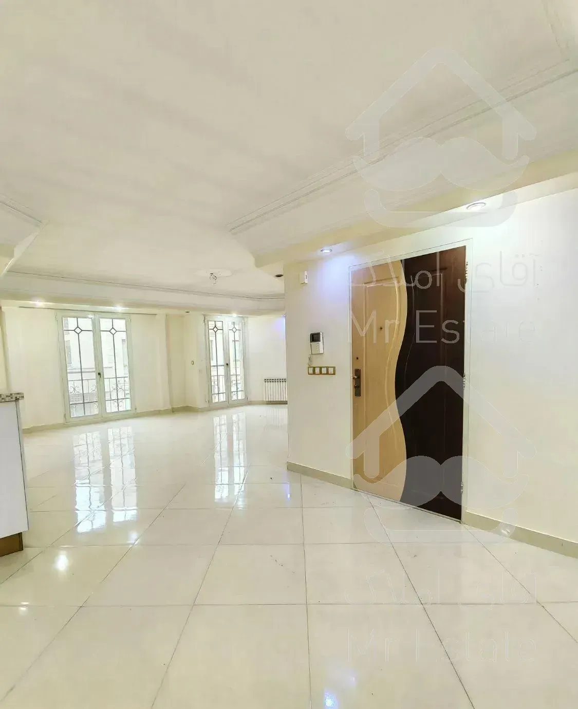 ۱۳۰ متر ۳ خواب تکواحدی در میرداماد اطلسی