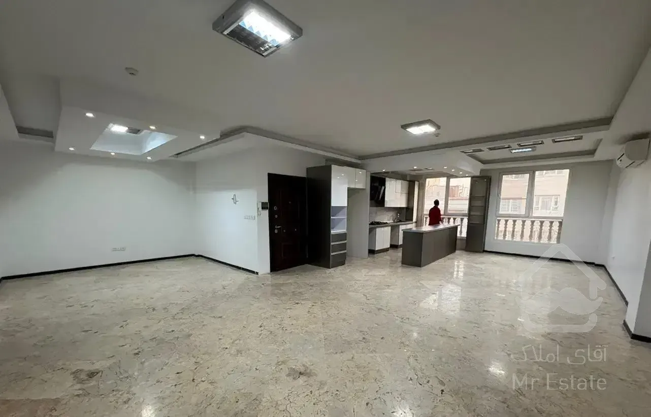 ۱۶۰ متری / فلامک شمالی / سرایداری مقیم / کم سن