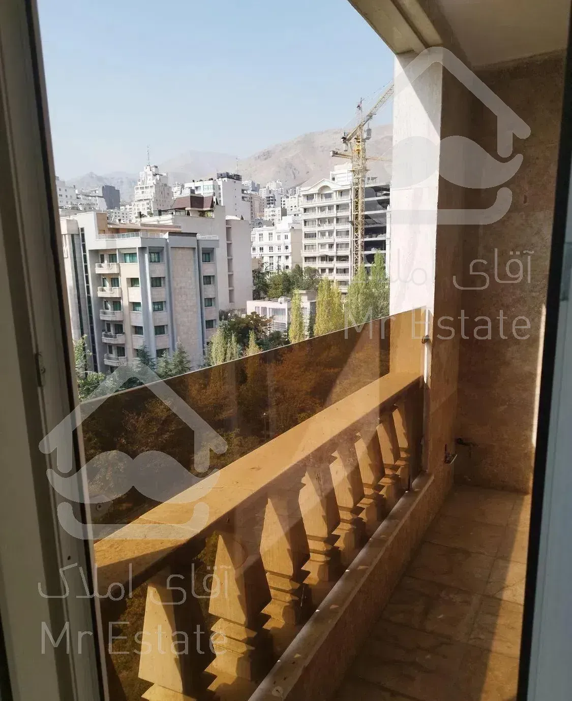 فرشته ۲۳۰ متر/۳خ/۲تراس رهن و اجاره