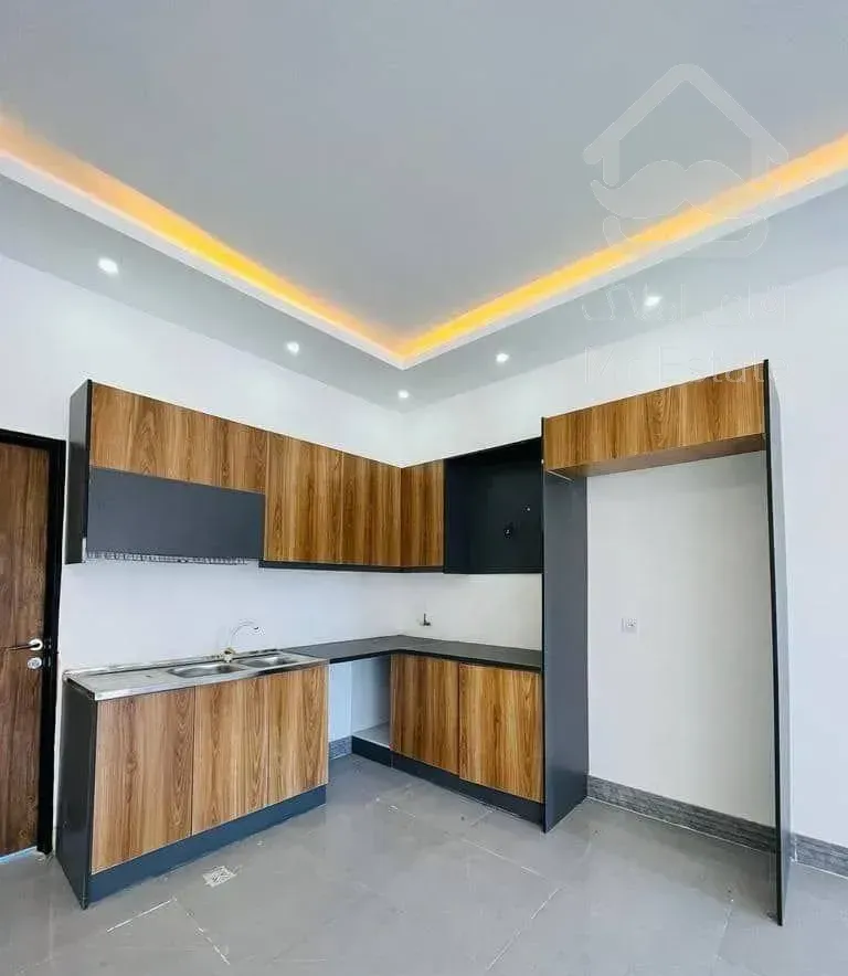 ویلا باغچه همکف 210 متری شهرکی سند تک‌برگ