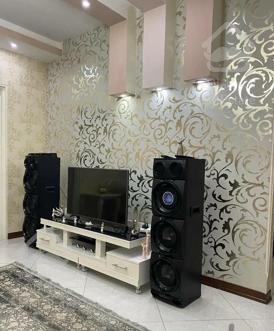 کاغذ دیواری مستقیم از انبار