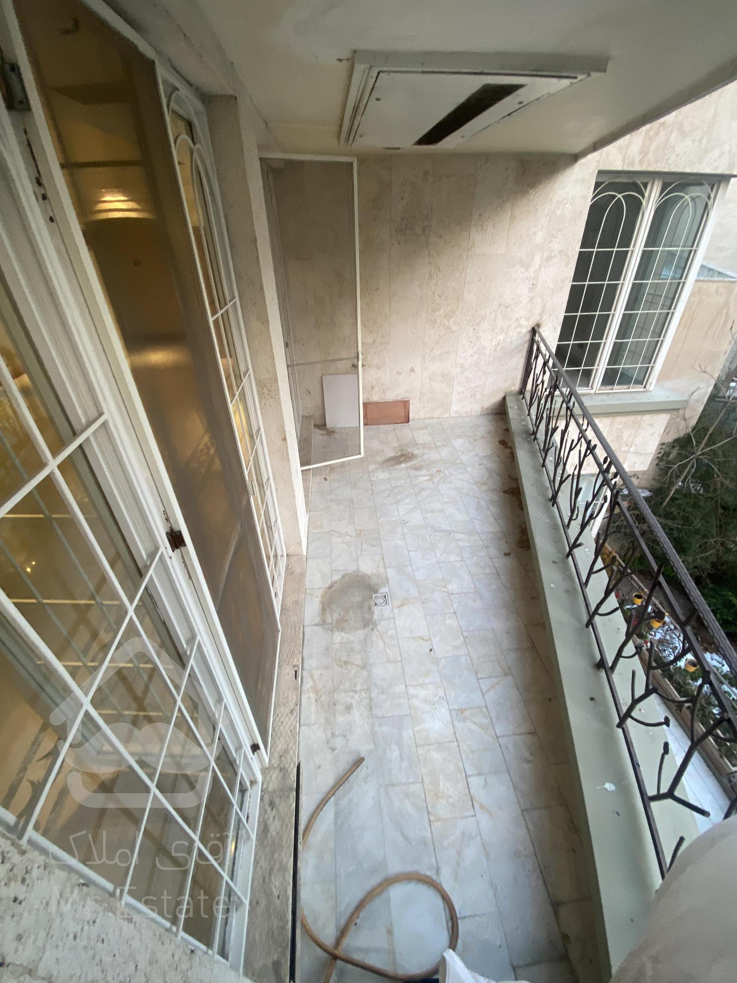 فروش آپارتمان ٣٣٣ متری فرمانیه