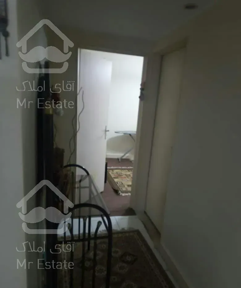 اول بلوار ارم مهرشهر ،سنددار ،وام مسکن دارد