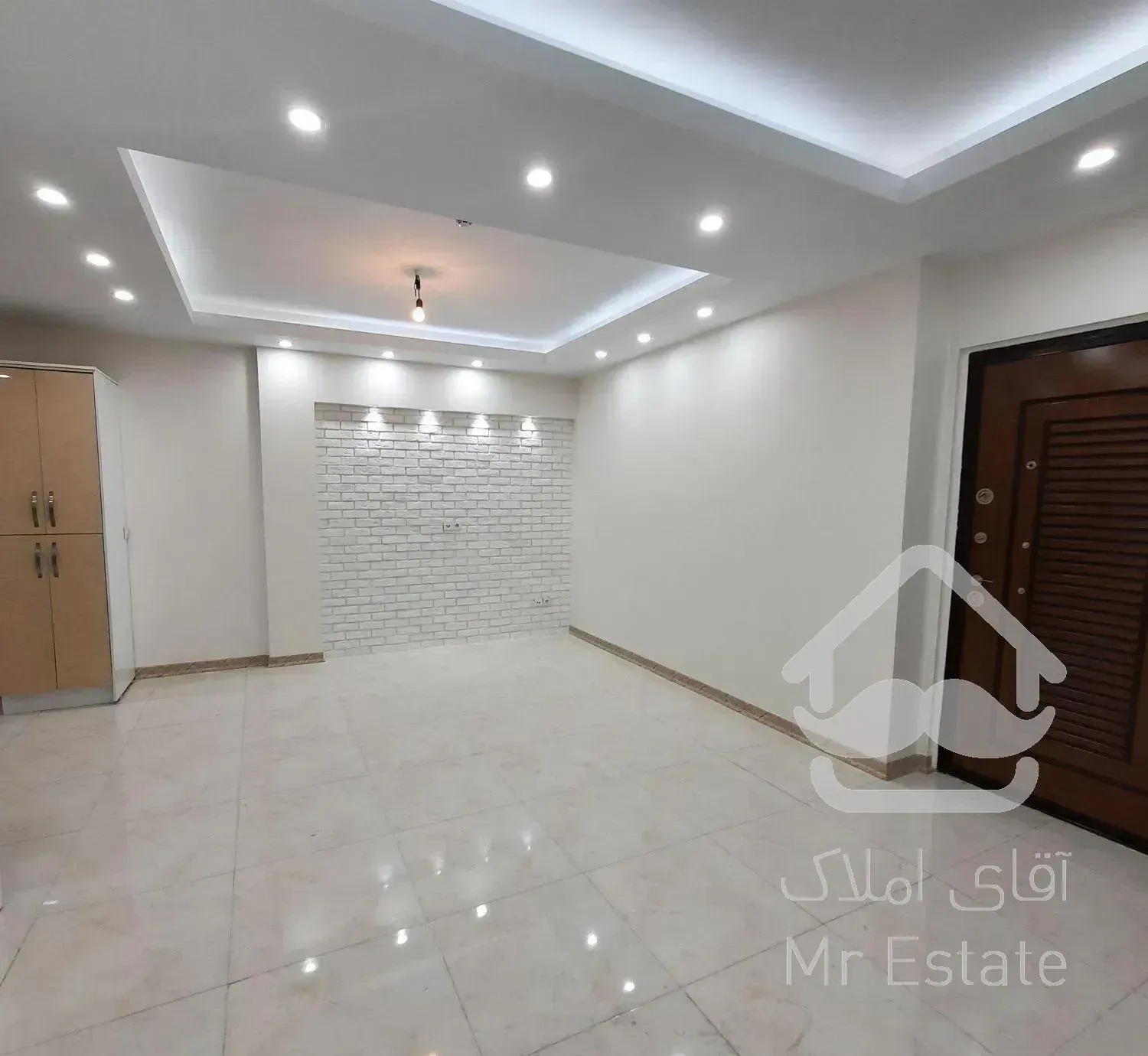 ۶۳متر اشرفی اصفهانی/ ۴ساله طبقه۶/ اعیان نشین