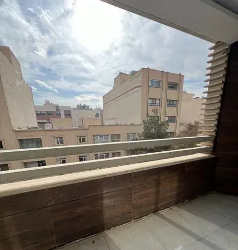 اشراق شمالی ۱۲۸ متر ۳خواب(جنوبی)