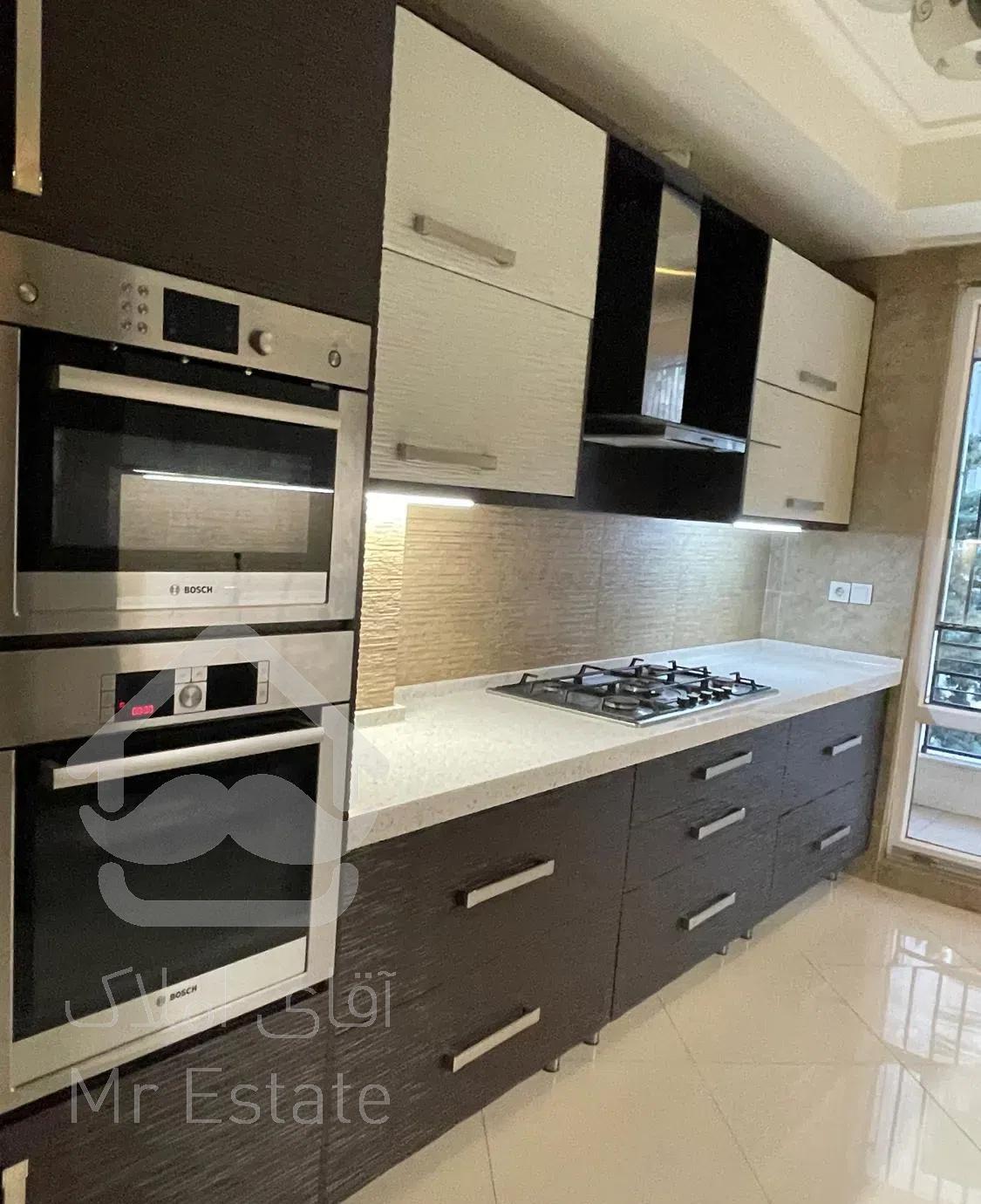 ۱۳۱متر/نیاوران/فول مشاعات/تراس/سندشخص