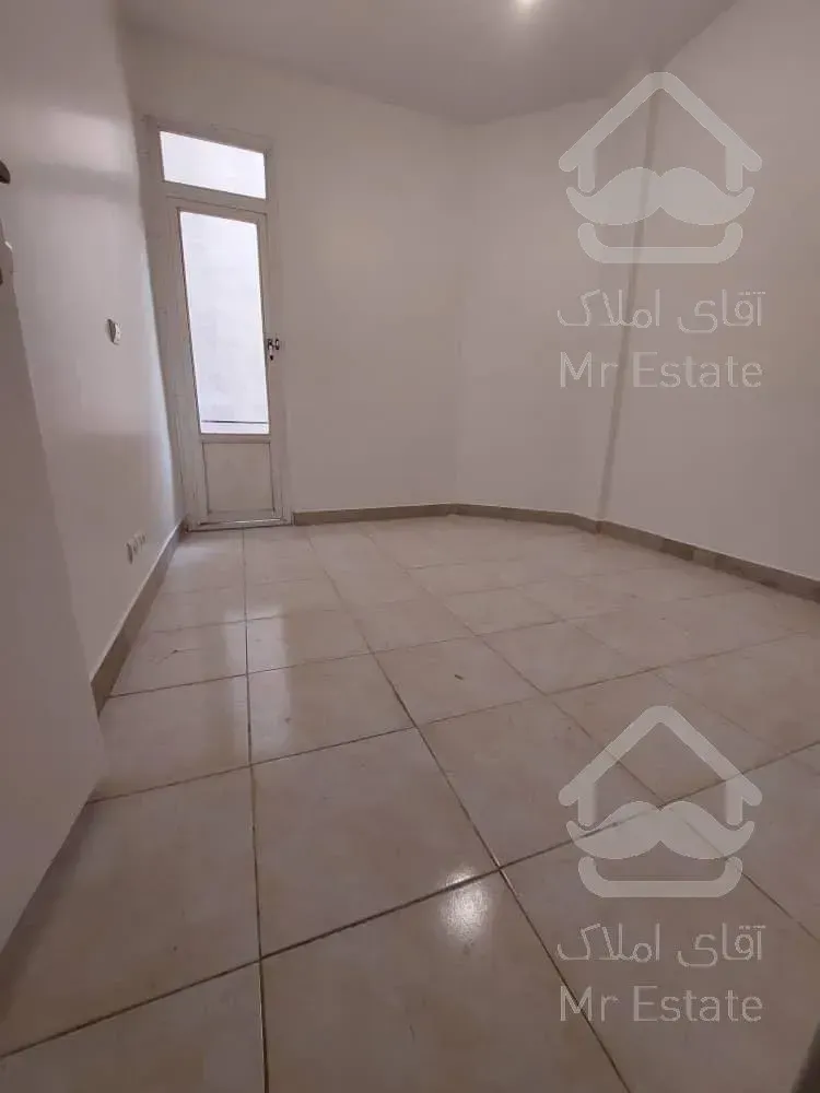 اپارتمان۵۰متری ۱ خواب ، وام دار، قابل رهن، خوش نقش، سال۹۰،امکانات عالی