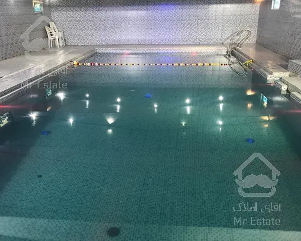 ویلا با استخر سرپوشیده و جکوزی