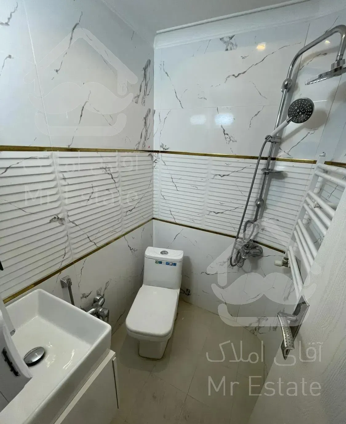 ۱۰۰متری ۷ ساله/۳۰۰متر لابی/۵۰۰متر حیاط/