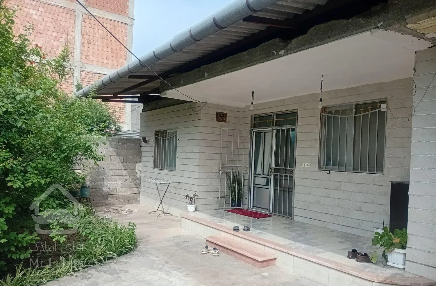 فروش خانه ویلایی 204 متری حومه شهرک فرهنگیان ساری