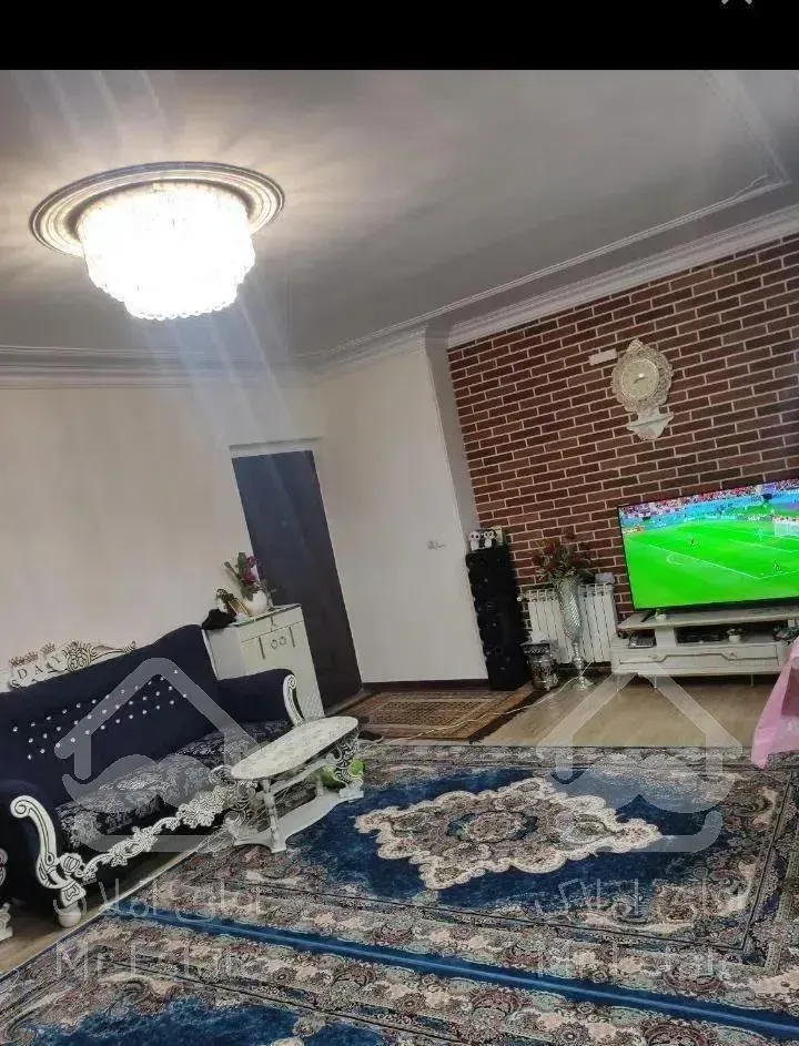 78متر دو خواب باغ شازده (فول بازسازی شده)