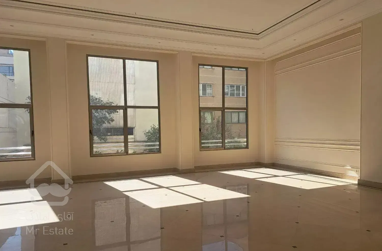 ۱۲۸ متر میرداماد  لاکچری